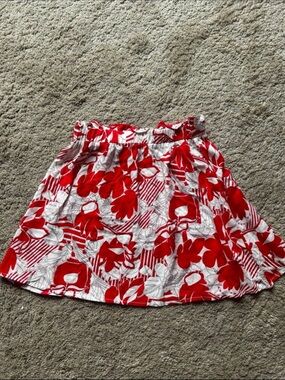 Women’s Red and White Skirt